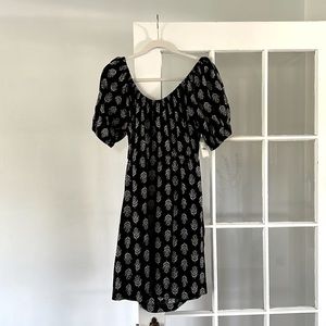 Old navy NWT black & white floral dress back cutout